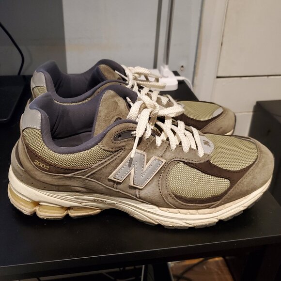 New Balance 2002r Olive Green - Picture 3 of 4